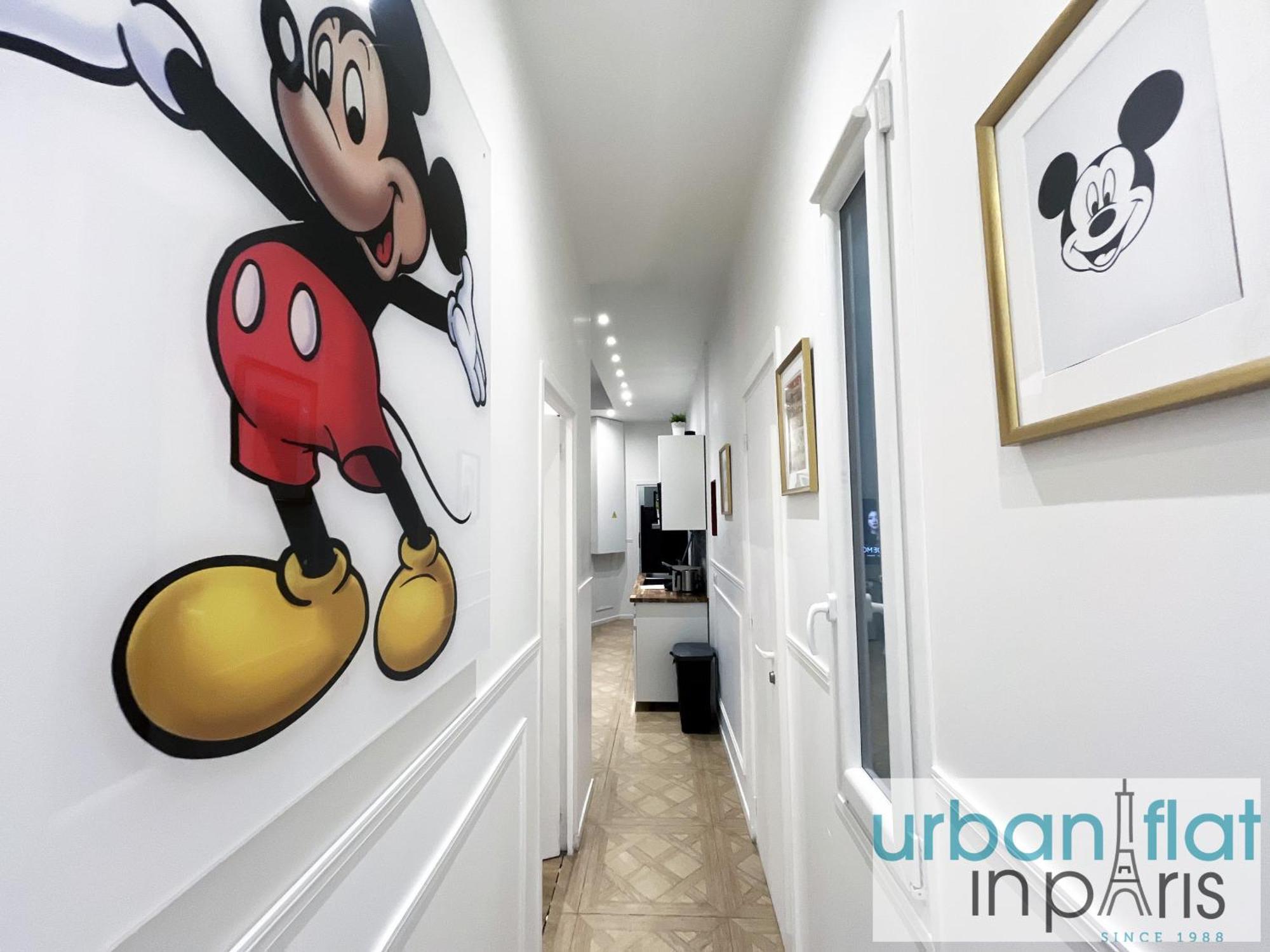 72 - Mermoz Mickey Mouse Paris Exteriör bild